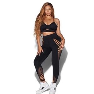 Ivy Park x Adidas 3 Stripe Tights Black/Gold - Medium